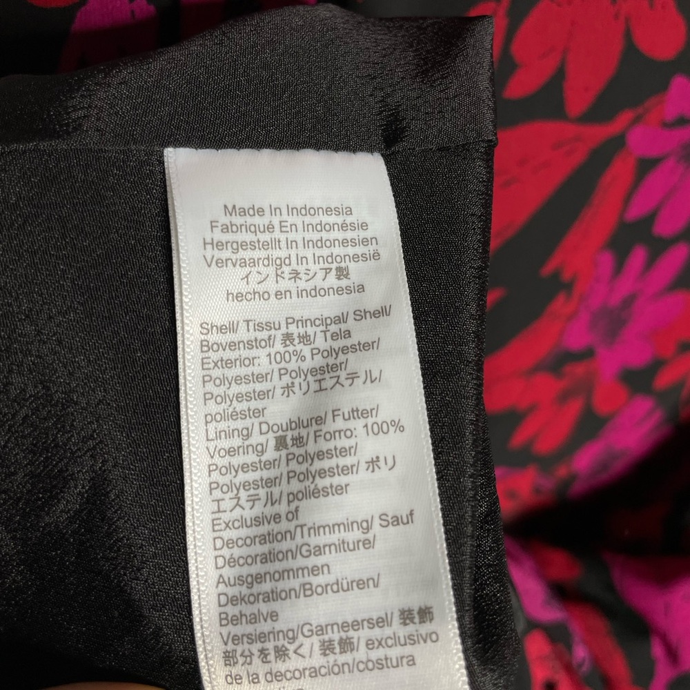 JCREW Dark Floral Chiffon Vneck Ruffle Midi Dress 8 - Picture 6 of 8